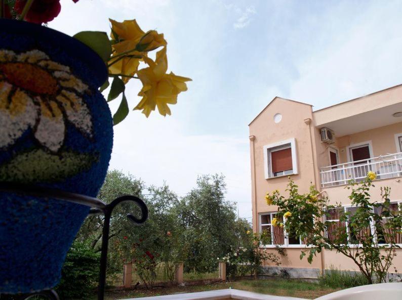 Amarilia Apart otel Skala Rachoni  Dış mekan fotoğraf